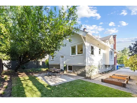 5415 NE Sacramento Street Portland OR 97213