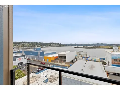 811 SW 13th Street Newport OR 97365