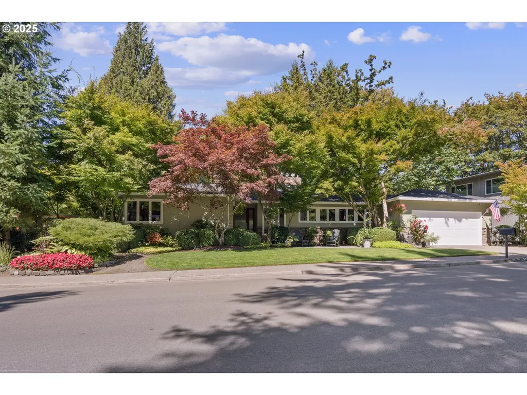 1847 Woodland Terrace Lake Oswego OR 97034