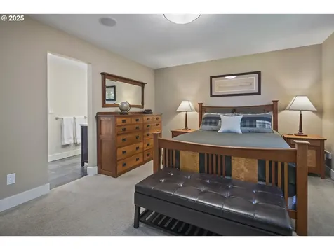 1847 Woodland Terrace Lake Oswego OR 97034
