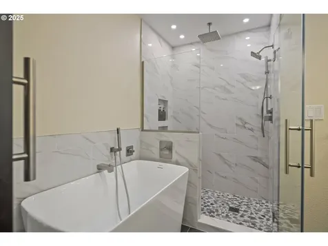 1847 Woodland Terrace Lake Oswego OR 97034
