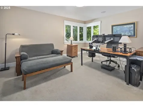 1847 Woodland Terrace Lake Oswego OR 97034