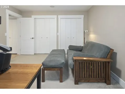 1847 Woodland Terrace Lake Oswego OR 97034