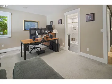 1847 Woodland Terrace Lake Oswego OR 97034