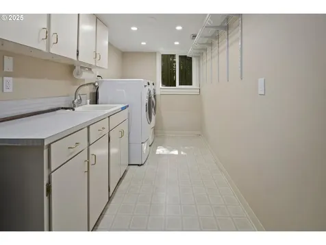 1847 Woodland Terrace Lake Oswego OR 97034