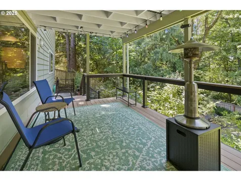 1847 Woodland Terrace Lake Oswego OR 97034