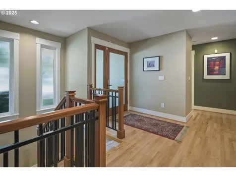 1847 Woodland Terrace Lake Oswego OR 97034