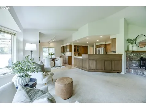 982 Shaughnessy Lane Eugene OR 97401