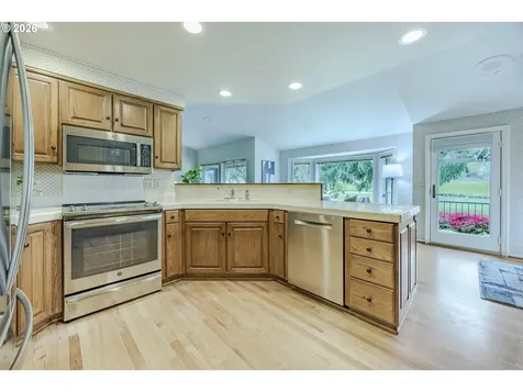 982 Shaughnessy Lane Eugene OR 97401