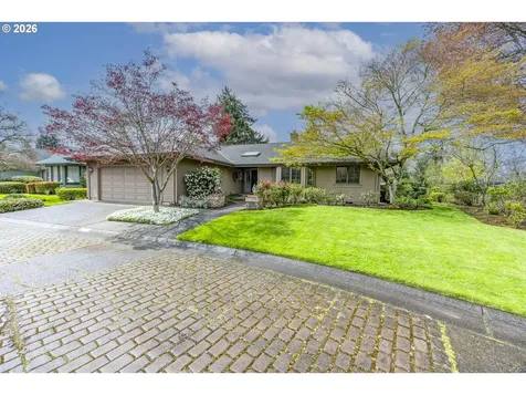 982 Shaughnessy Lane Eugene OR 97401