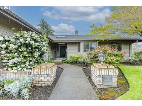 982 Shaughnessy Lane Eugene OR 97401