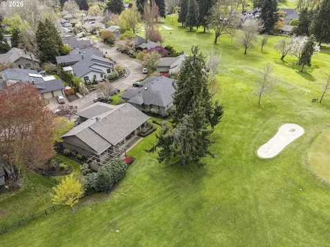 982 Shaughnessy Lane Eugene OR 97401