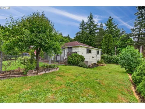 943 NE 7th Street Clatskanie OR 97016
