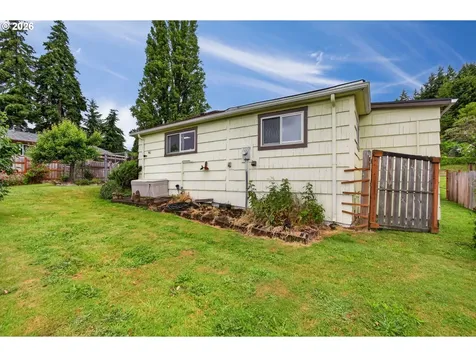943 NE 7th Street Clatskanie OR 97016