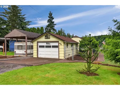 943 NE 7th Street Clatskanie OR 97016