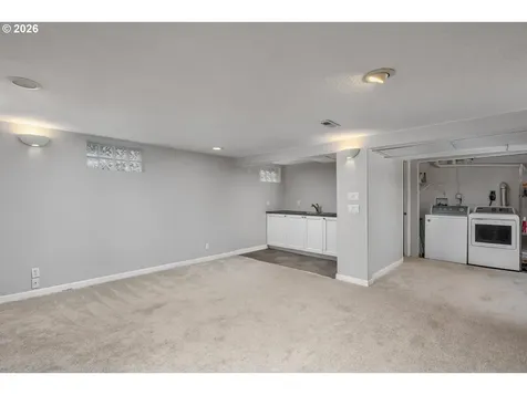 3825 NE 63rd Avenue Portland OR 97213