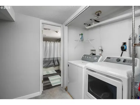 3825 NE 63rd Avenue Portland OR 97213