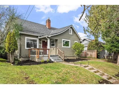 3825 NE 63rd Avenue Portland OR 97213