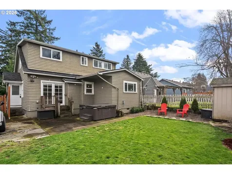 3825 NE 63rd Avenue Portland OR 97213