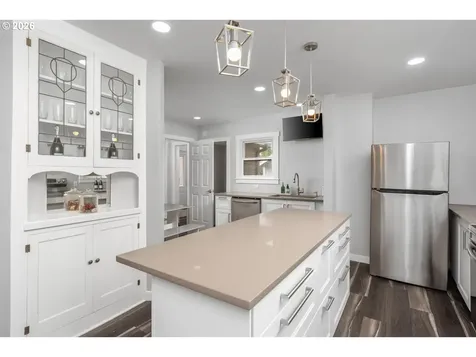 3825 NE 63rd Avenue Portland OR 97213
