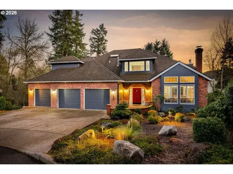 4302 SW Terlyn Court Portland OR 97221