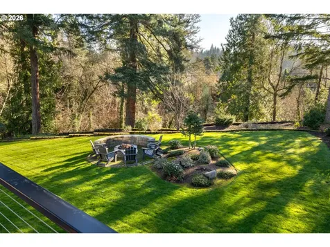 4302 SW Terlyn Court Portland OR 97221