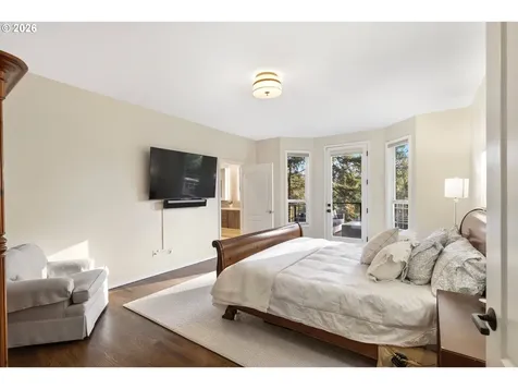 4302 SW Terlyn Court Portland OR 97221