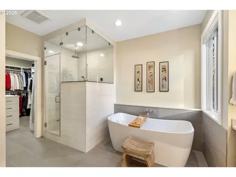 4302 SW Terlyn Court Portland OR 97221