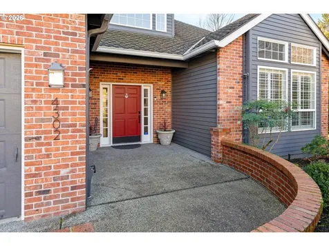 4302 SW Terlyn Court Portland OR 97221