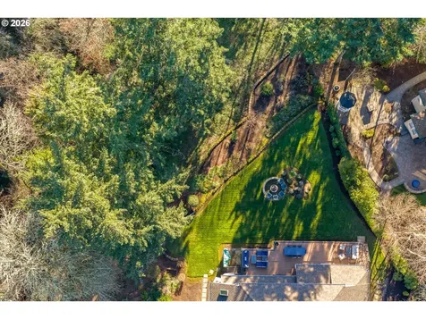 4302 SW Terlyn Court Portland OR 97221