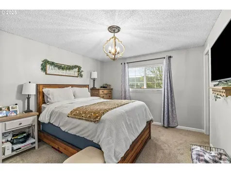 1525 Edison Avenue Cottage Grove OR 97424