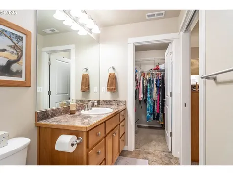 240 Braxton Court Roseburg OR 97471
