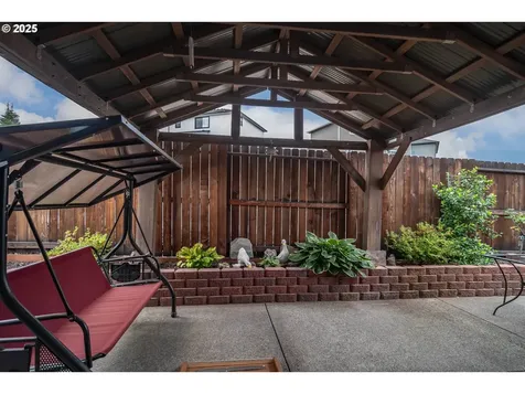 240 Braxton Court Roseburg OR 97471