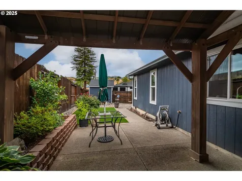 240 Braxton Court Roseburg OR 97471