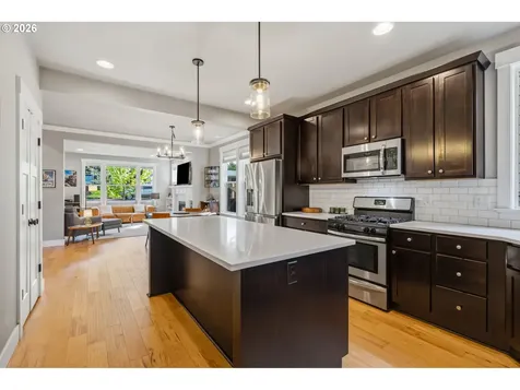 9146 N Edison Street Portland OR 97203