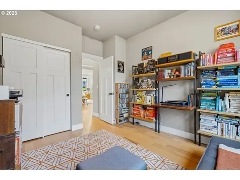 9146 N Edison Street Portland OR 97203
