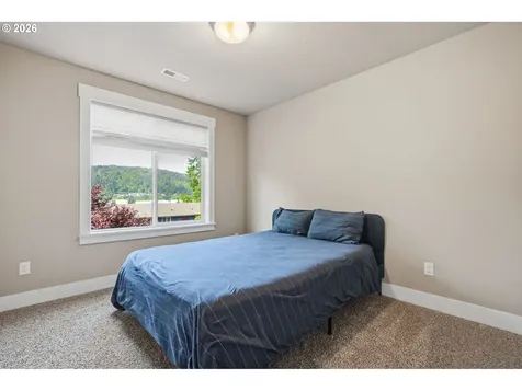 9146 N Edison Street Portland OR 97203