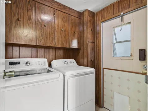 855 Hazel Dell Road Castle Rock WA 98611