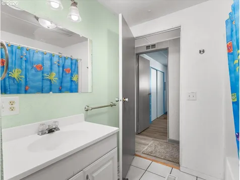 855 Hazel Dell Road Castle Rock WA 98611