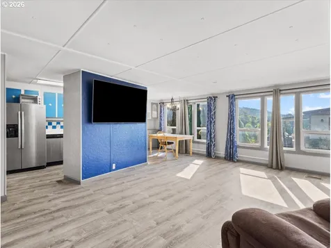 855 Hazel Dell Road Castle Rock WA 98611