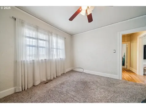 3235 NE 56th Avenue Portland OR 97213
