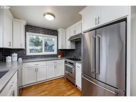 1605 SW 88th Avenue Portland OR 97225