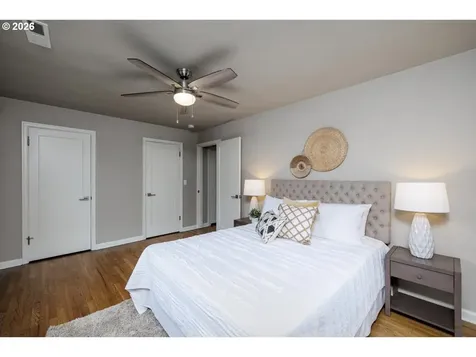 1605 SW 88th Avenue Portland OR 97225