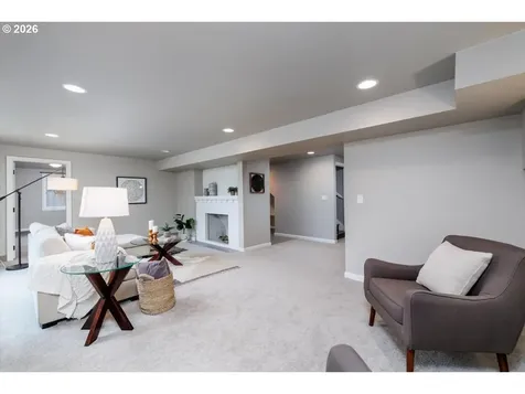 1605 SW 88th Avenue Portland OR 97225