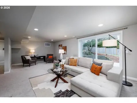 1605 SW 88th Avenue Portland OR 97225