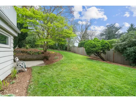 1605 SW 88th Avenue Portland OR 97225