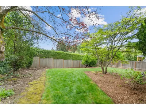 1605 SW 88th Avenue Portland OR 97225