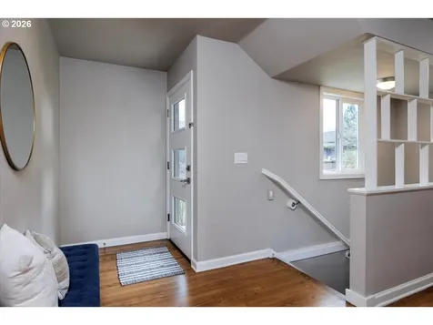 1605 SW 88th Avenue Portland OR 97225