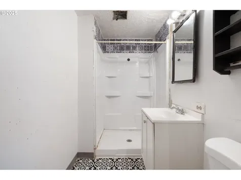 1131 2nd Avenue Sweet Home OR 97386