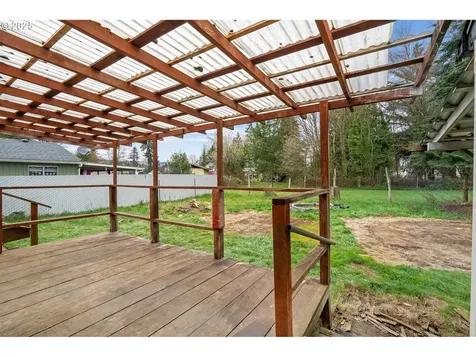 1131 2nd Avenue Sweet Home OR 97386